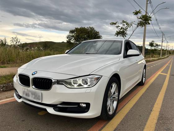 BMW 320i 2.0 SPORT GP 16V TURBO ACTIVE FLEX 4P AUTOMÁTICO
